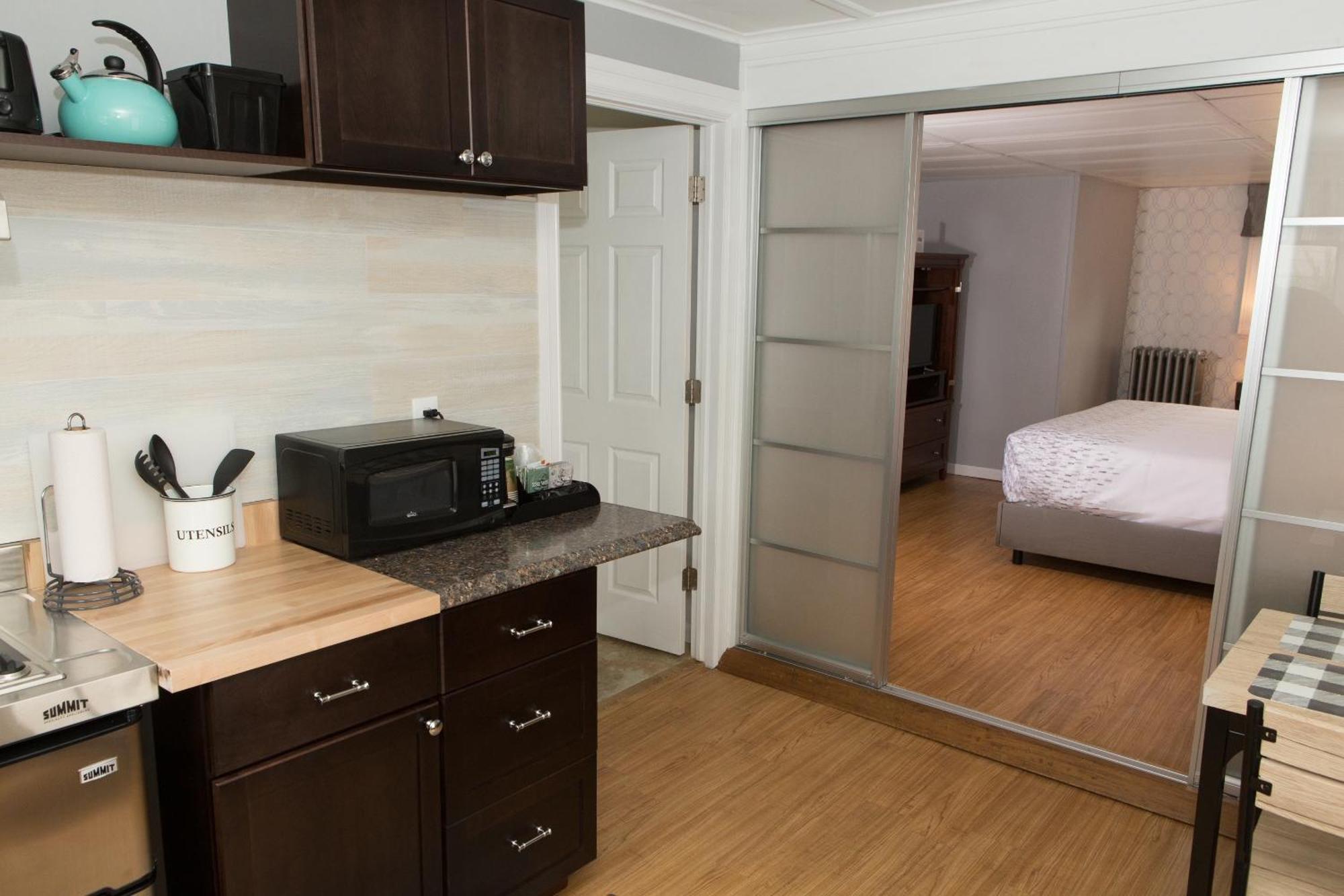 Knotty Pine Motel Bennington