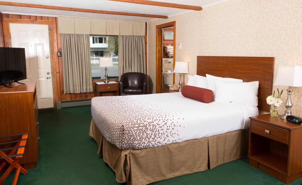 Motel Knotty Pine *